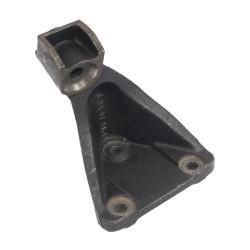 SOPORTE MOTOR DEL.DER.